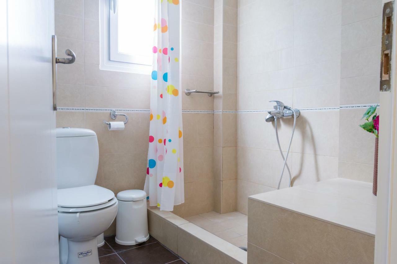 Rania Apartments Helmata Kültér fotó